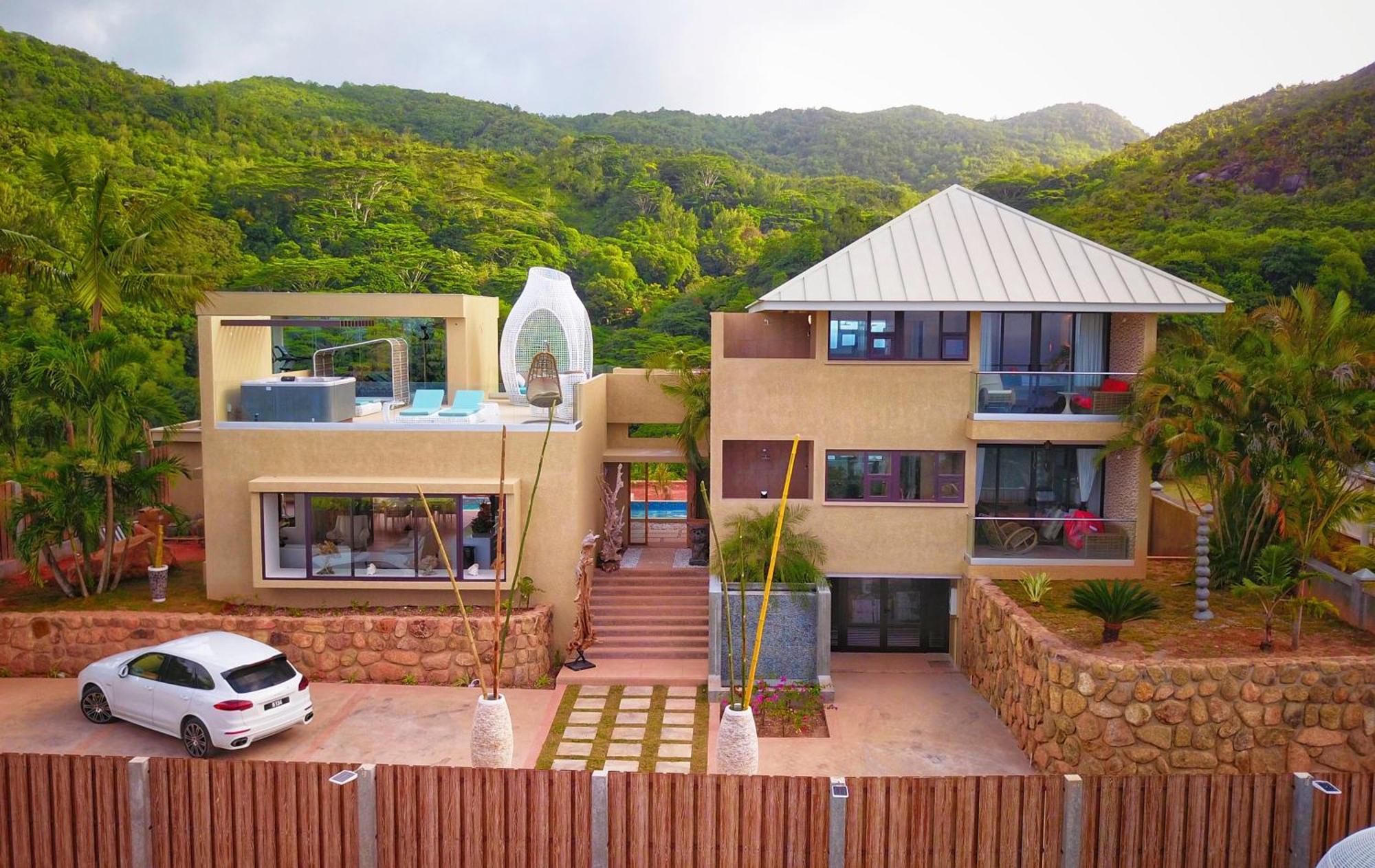 Le Duc De Praslin Hotel