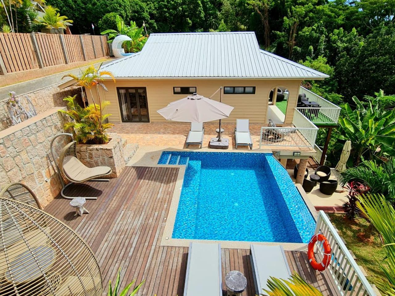 Le Duc De Praslin Hotel Baie Sainte Anne