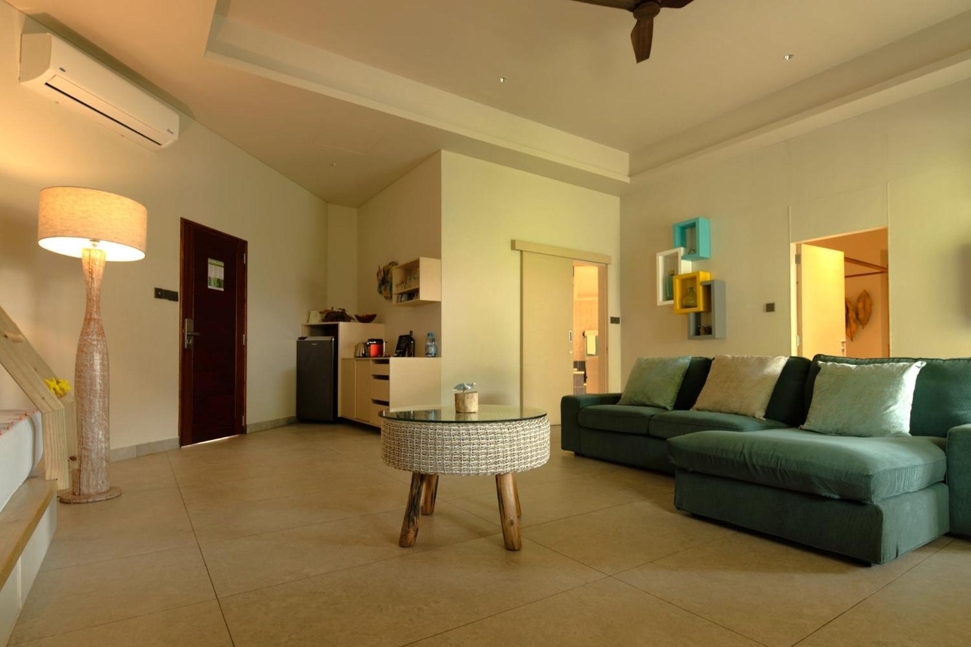 Le Duc De Praslin Hotel 5*